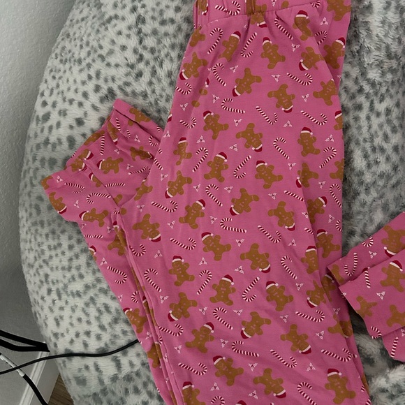 Women’s size - Pink gingerbread men pajamas - Picture 5 of 5